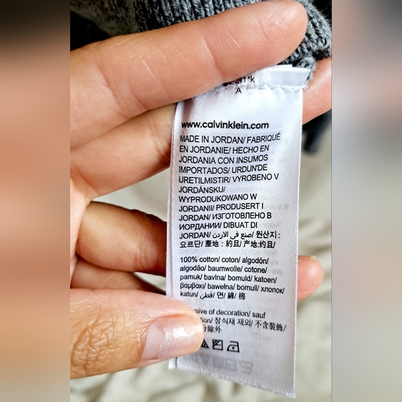 Men's Calvin Klein Full Body Zip-Up Grey Sweater - Picture 7 of 10